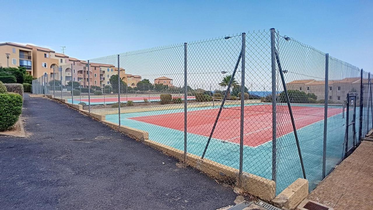 Appartement T3 Avec Terrasse Donnant Sur La Mer Sur Saint Pierre La Mer 외부 사진